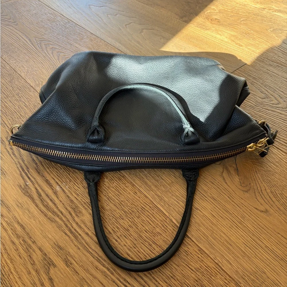 Roots Black Pebbled Leather Satchel with Brass/Gold Hardware - Picture 5 of 15